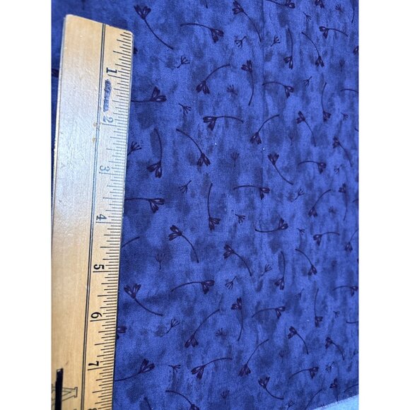 Purple Floral Cotton Fabric 14" x 22" Quilting Crafting Material - Picture 3 of 5